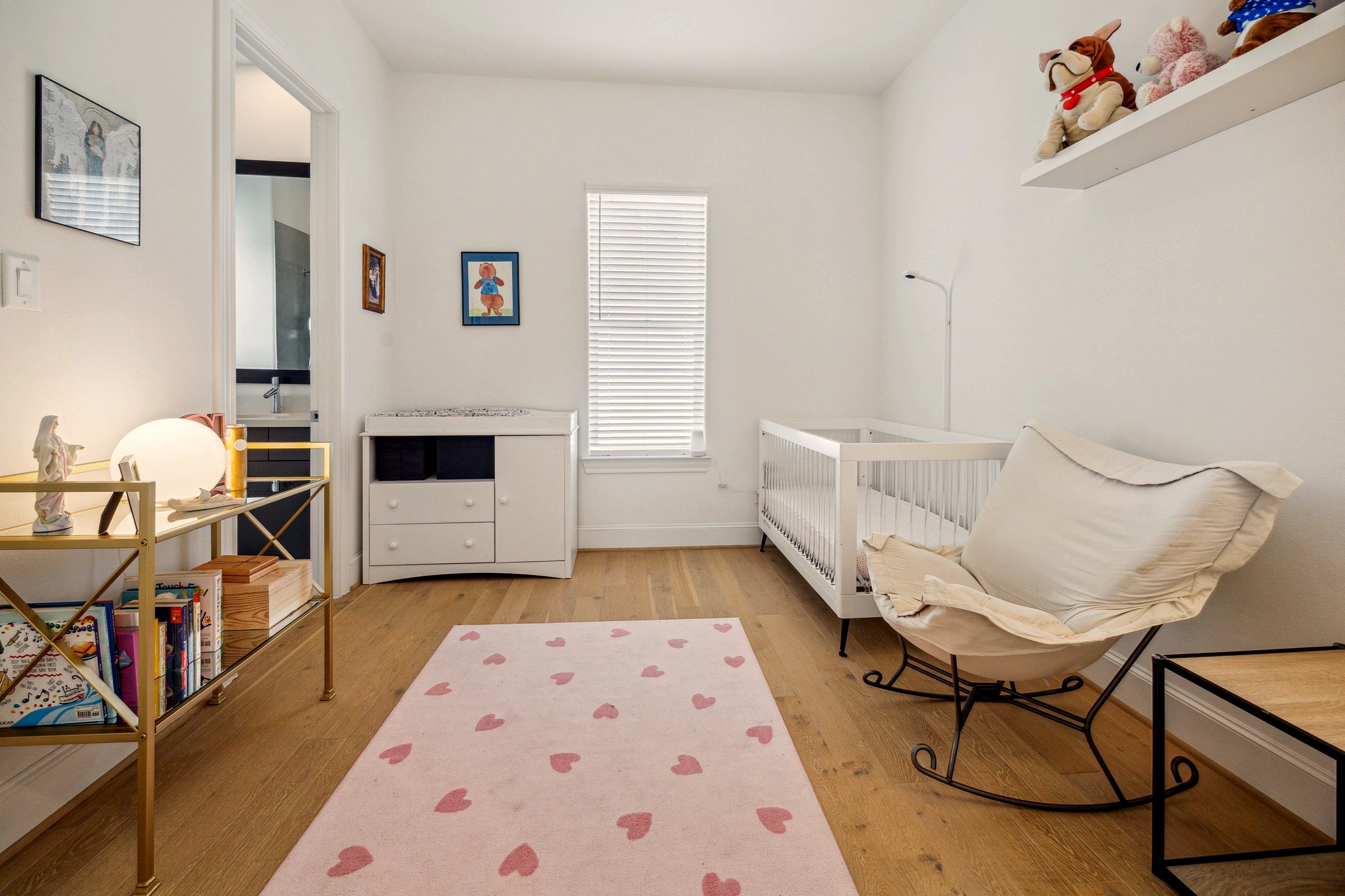 Secondary bedroom – nursery