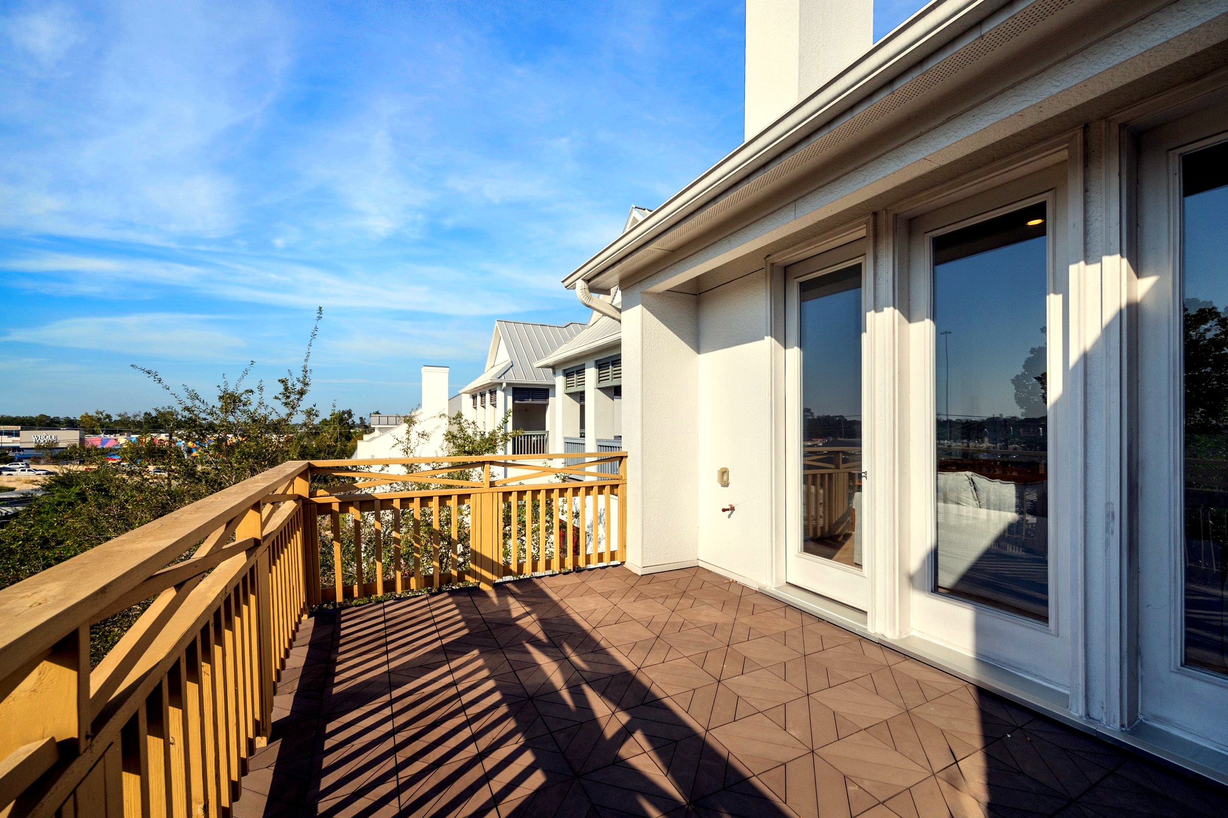 Rooftop terrace doors