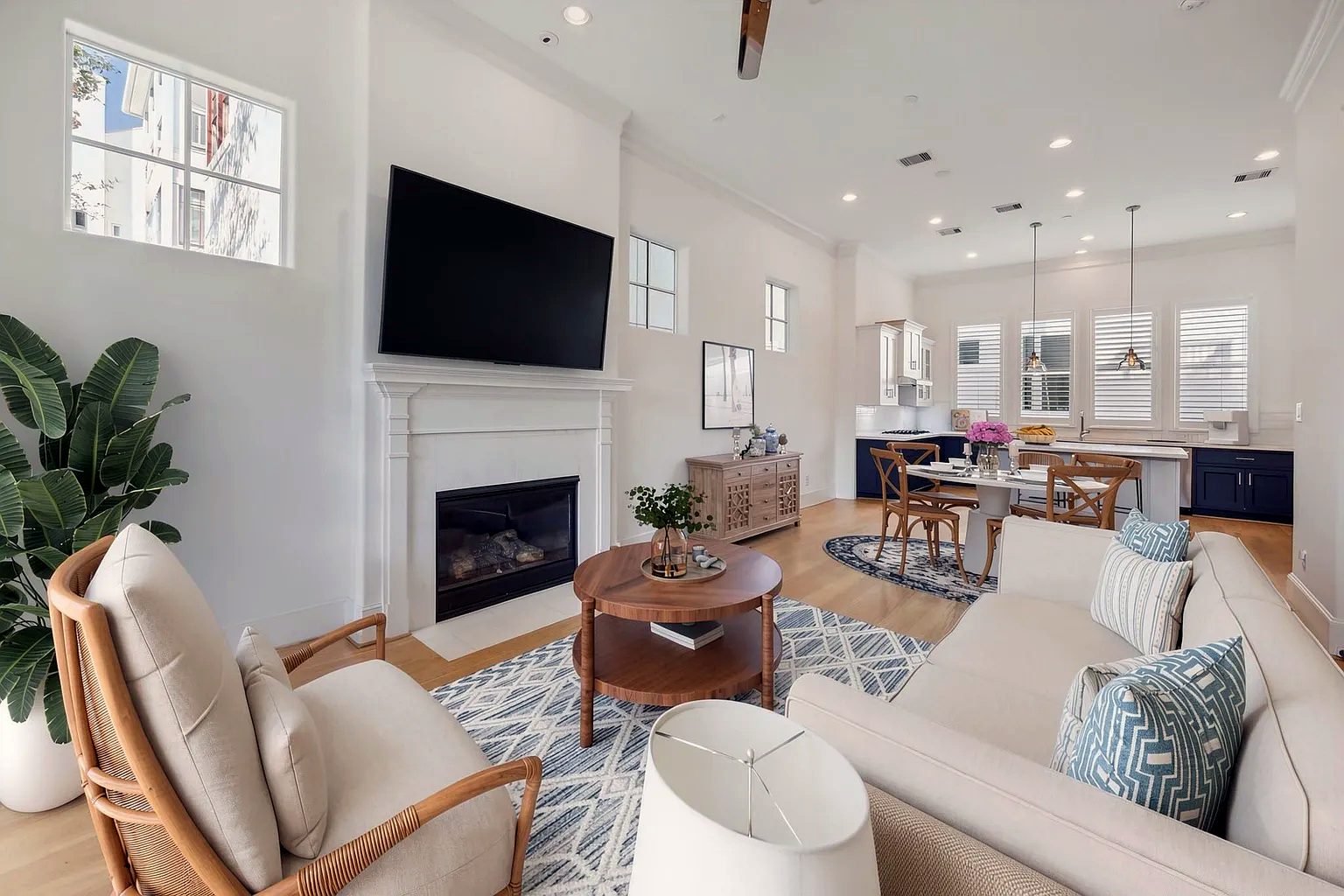 Living room – fireplace